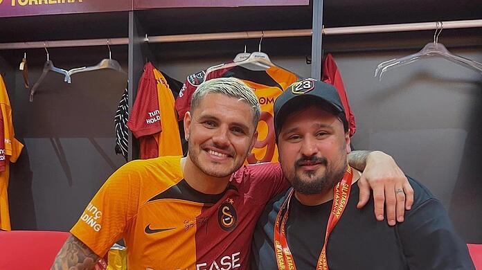 Beim türkischen Rekordmeister Galatasaray Istanbul gilt der Münchner Fatih Demireli als Spielerflüsterer für Stars wie Mauro Icardi (li.).