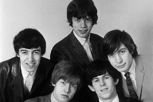 Brian Jones, links unten im Bild, starb ebenfalls im Alter von 27 Jahren. Er war Gründungsmitglied der Rolling Stones.