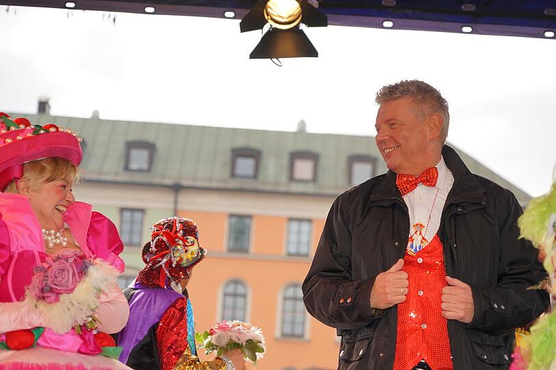 Mit dem "Tanz der Marktweiber" am Viktualienmarkt wird traditionell die narrische Zeit in München beendet.
