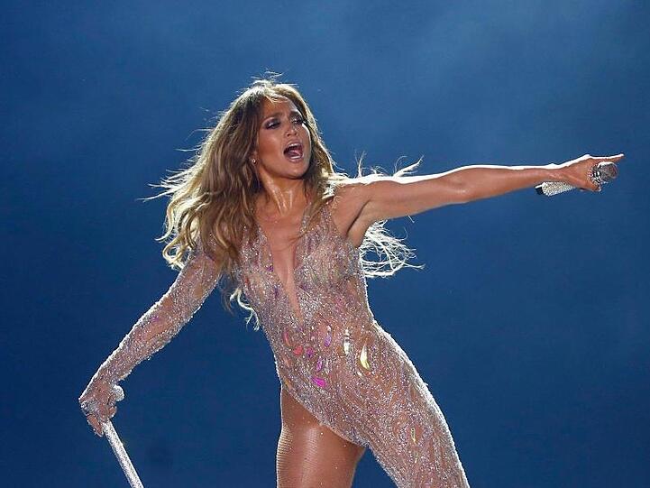 Jennifer Lopez 2019 bei einem Konzert in Ägypten.