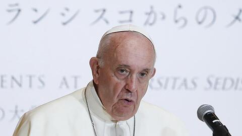 Papst Franziskus schafft das "päpstliche Geheimnis" im Fall von Missbrauch durch Priester ab.