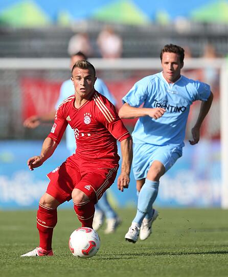 Bayerns Neuerwerbung Xherdan Shaqiri im Testspiel des FC Bayern gegen die Regionalwauswahl aus dem Trentino.