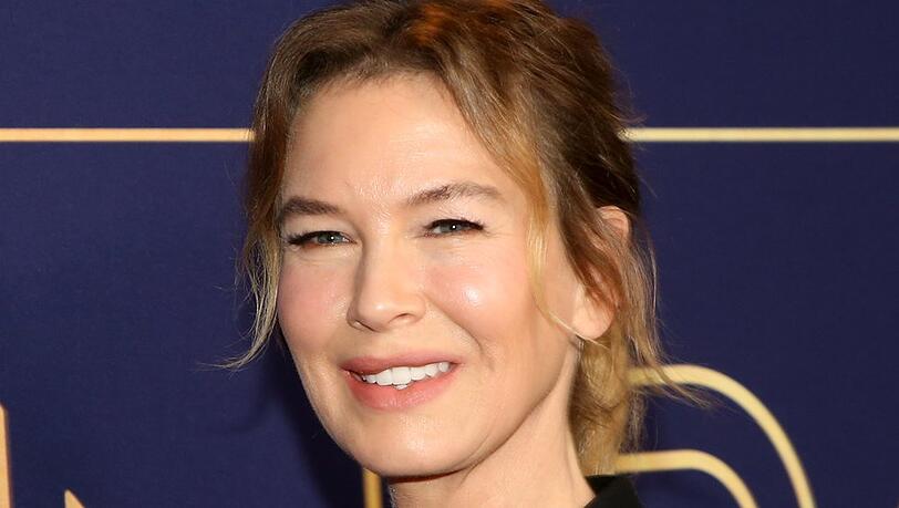 Renée Zellweger strahlt auch alleine.