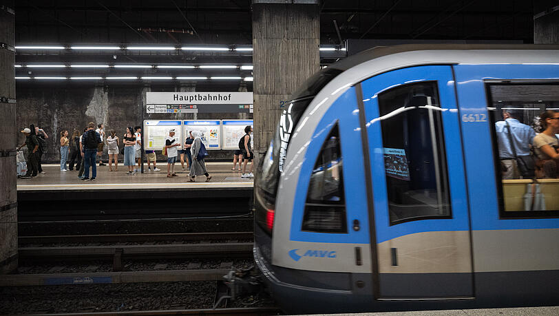 -Betriebsst-rung-bei-der-MVG-Versp-tung-auf-zentraler-Linie-bis-in-den-Abend