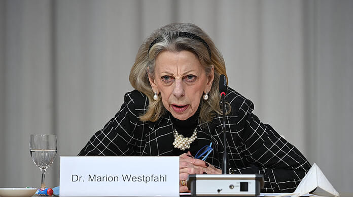 Marion Westpfahl von der Münchner Anwaltskanzlei Westpfahl Spilker Wastl spricht bei der Vorstellung des Gutachtens zu Fällen von sexuellem Missbrauch im katholischen Erzbistum München und Freising.
