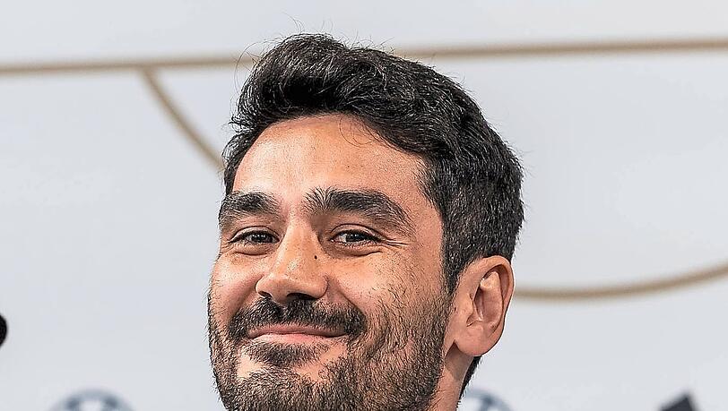 Der klare Gewinner der flickschen Neuausrichtung der DFB-Elf: Triple-Sieger Ilkay Gündogan ist nun das Machtzentrum der DFB-Elf. Der klare Gewinner der flickschen Neuausrichtung der DFB-Elf: Triple-Sieger Ilkay Gündogan ist nun das Machtzentrum der DFB-Elf.