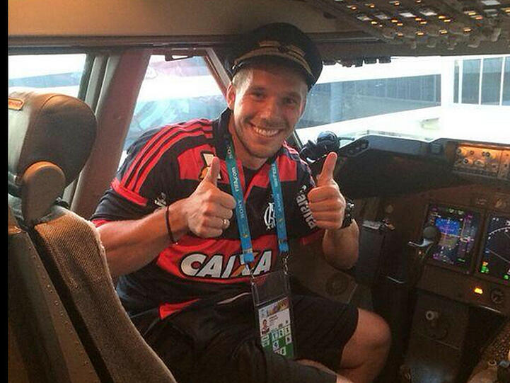 Grüße von Lukas Podolski