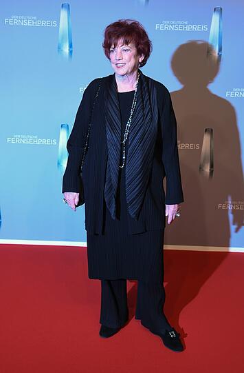 Filmproduzentin Regina Ziegler kommt zur Verleihung des Deutschen Fernsehpreis 2019.