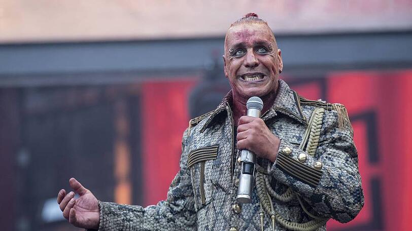 Till Lindemann beim Konzert seiner Band Rammstein in Berlin