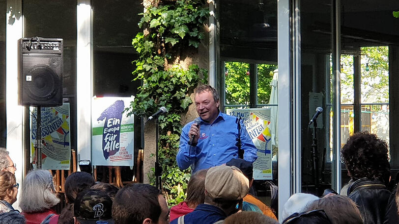 Bilder von der Demonstration unter dem Motto "Lass mas halt arbeiten" am 1. Mai in München.