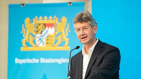Der bayerische Kultusminister Michael Piazolo (Freie Wähler). Foto: Nicolas Armer/dpa/Pool/dpa/Archivbild
