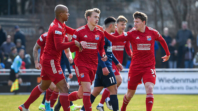 Erfolg in Pipinsried für die SpVgg Unterhaching.
