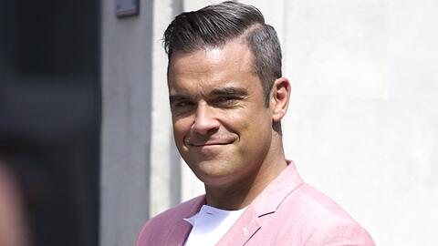 Mit einem neuen Instagram-Clip sorgt Robbie Williams für Aufsehen unter seinen Fans.