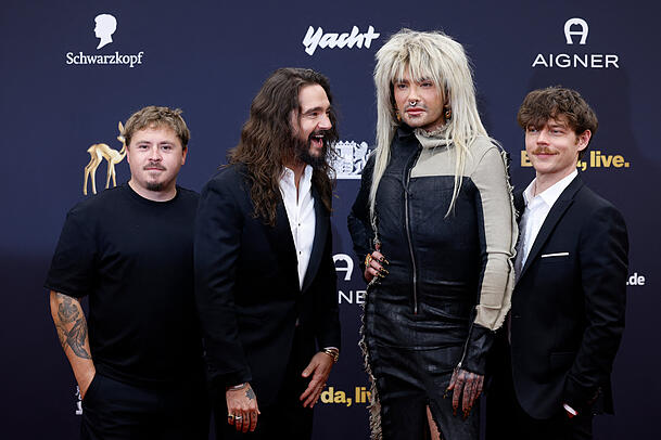 "Tokio Hotel" bei der Bambi-Verleihung 2025 in München (v.l.): Gustav Schäfer, Tom und Bill Kaulitz sowie Georg Listing. "Tokio Hotel" bei der Bambi-Verleihung 2025 in München (v.l.): Gustav Schäfer, Tom und Bill Kaulitz sowie Georg Listing.