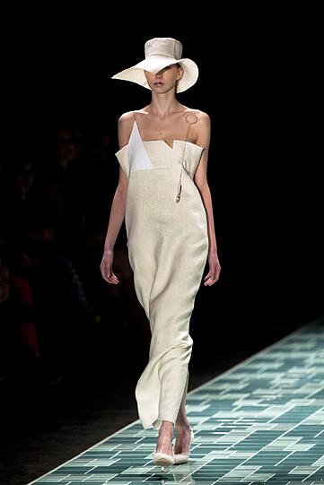 Die neusten Entwürfe auf der Fashion-Week in Sao Paulo 2011. Viel Spass beim klicken.