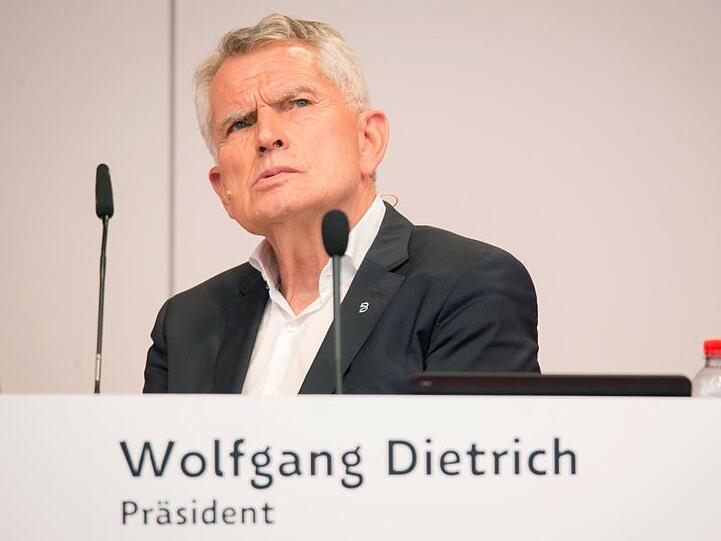 Tritt als Präsident des VfB Stuttgart zurück: Wolfgang Dietrich.