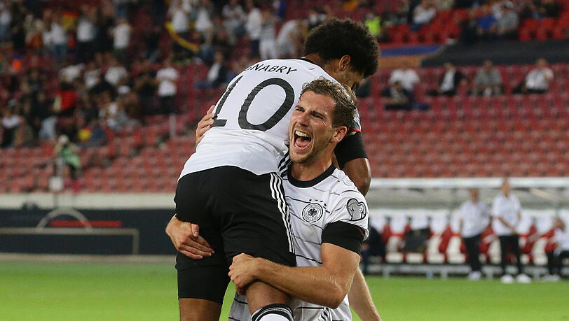 Bayerns Serge Gnabry (l.) und Leon Goretzka Bayerns Serge Gnabry (l.) und Leon Goretzka
