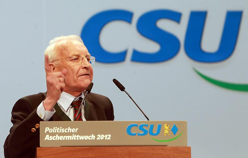 Ohne Worte: Stoiber und seine legendäre Gestik.