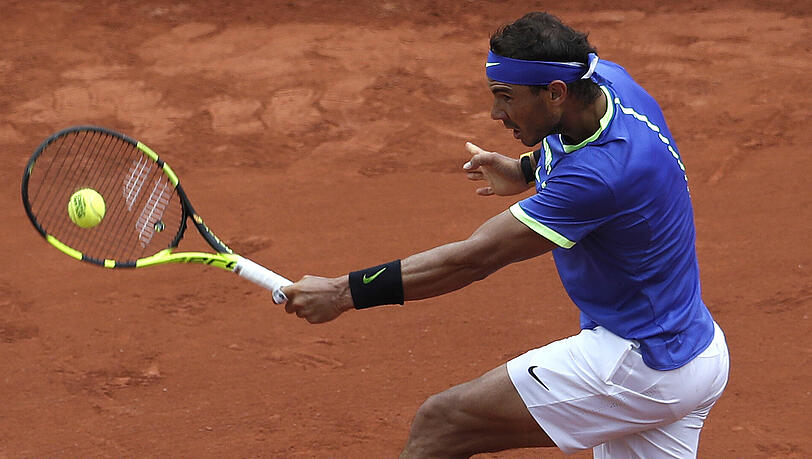 Rafael Nadal: Der Rekordgewinner von Paris hat im Eiltempo das Achtelfinale der French Open erreicht und seine Matchbilanz im Stade Roland Garros auf 75:2 Siege ausgebaut. Rafael Nadal: Der Rekordgewinner von Paris hat im Eiltempo das Achtelfinale der French Open erreicht und seine Matchbilanz im Stade Roland Garros auf 75:2 Siege ausgebaut.