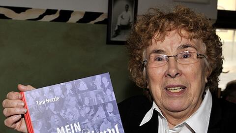 Schauspielerin und eine Münchner Gastro-Legende: Toni Netzle.