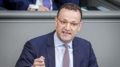Unions-Fraktionsvize Jens Spahn spricht sich für niedrigere Steuern und Abgaben aus.