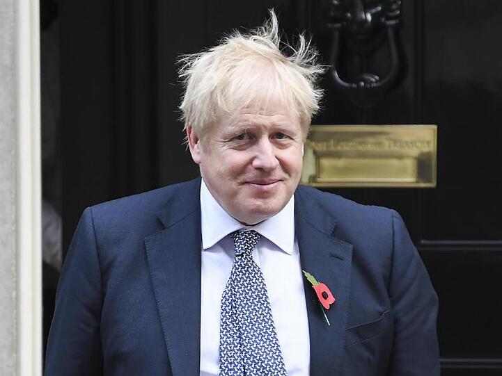 Boris Johnson, Premierminister von Großbritannien, vor der 10 Downing Street.
