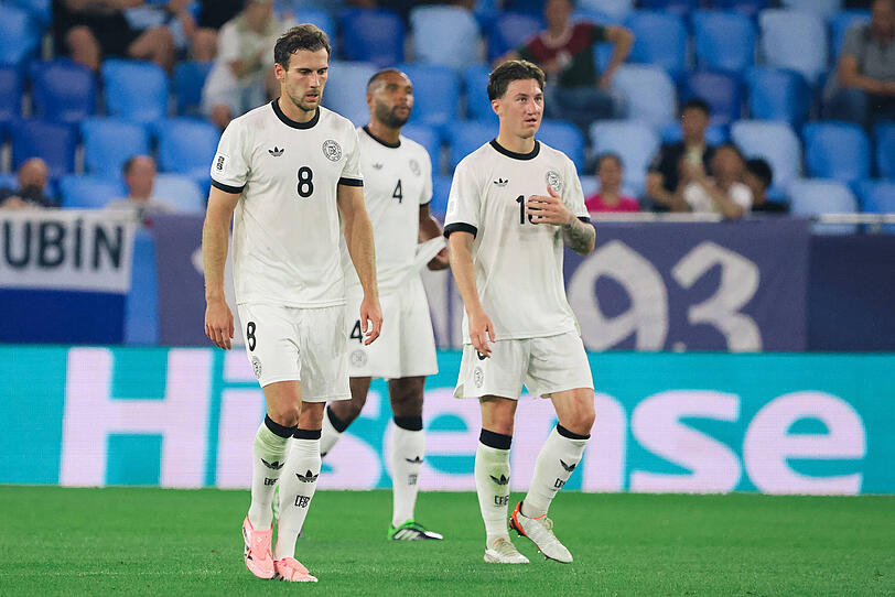 Pavlovic-Konkurrenten: Leon Goretzka (l.) und Angelo Stiller (r.).