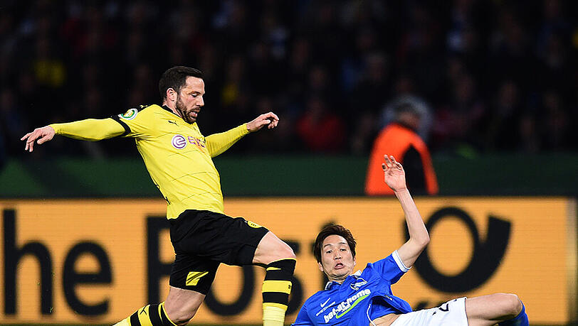 Borussia Dortmund konnte sich im Halbfinale des DFB-Pokals durchsetzen und trifft im Finale auf die Bayern. Borussia Dortmund konnte sich im Halbfinale des DFB-Pokals durchsetzen und trifft im Finale auf die Bayern.