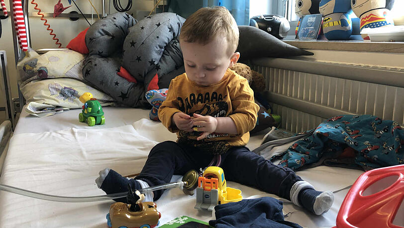 Der kleine Daniel beim AZ-Besuch im Dezember 2019. Im Dezember wird er vier Jahre alt. Der kleine Daniel beim AZ-Besuch im Dezember 2019. Im Dezember wird er vier Jahre alt.
