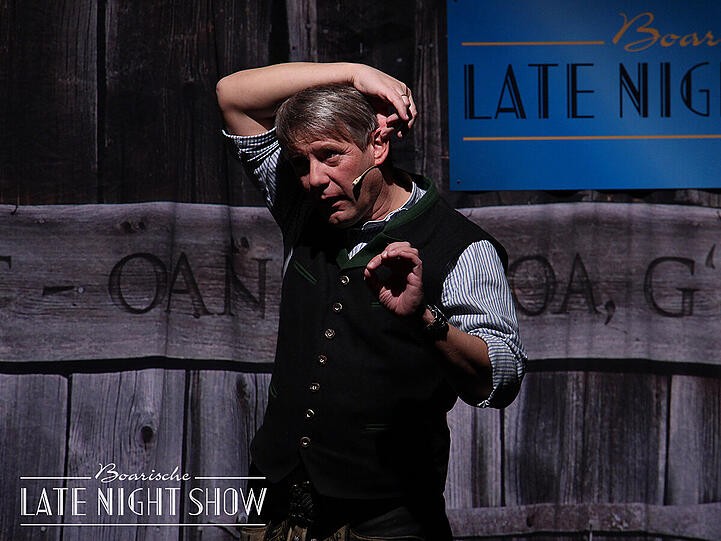 Die "Boarische Late Night Show" bietet zünftige Unterhaltung. Hier einige Impressionen.