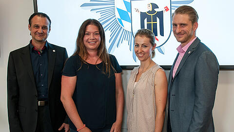 Vier Super-Recogniser der Polizei München: Wolfgang Sch. (45), Kriminalhauptmeister, Tanja St. (41), Kriminalhauptmeisterin, Christina W. (29), Kriminaloberkommissarin und Andreas H. (38), Kriminaloberkommissar (von links).