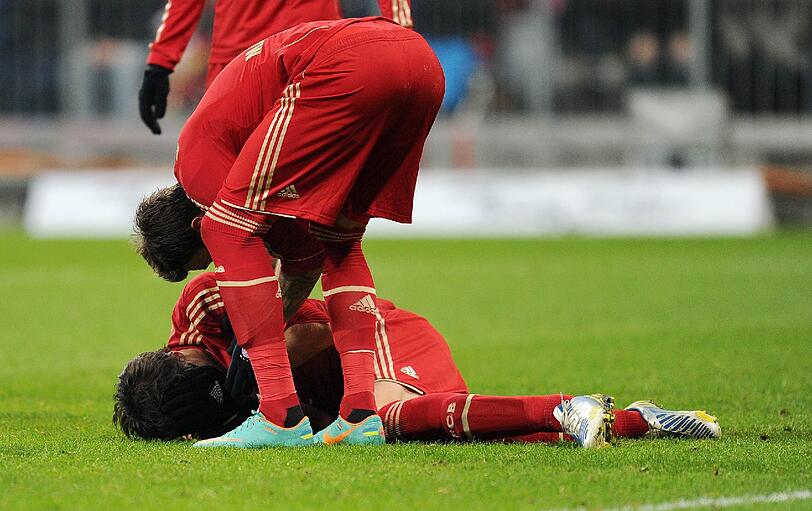 Javi Martinez: Die Bilder von seiner Verletzung im Spiel gegen Gladbach