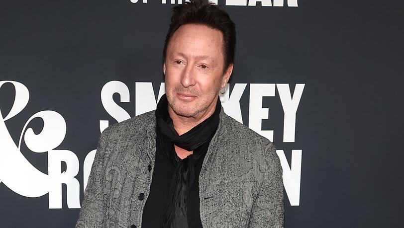 Julian Lennon musste sich mehrere Stunden operieren lassen. Julian Lennon musste sich mehrere Stunden operieren lassen.