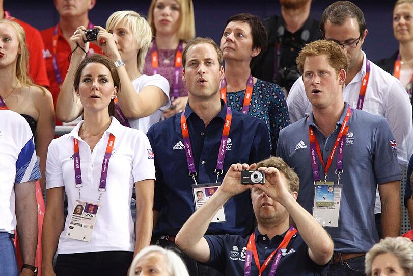 Sind drei einer zu viel? William, Kate und Harry scheinen spätestens seit Olympia unzertrennlich.