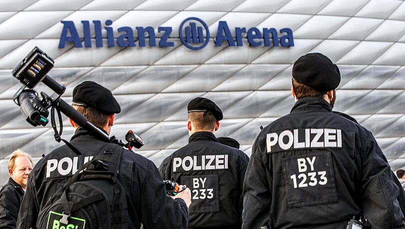 Mehrere Hundert Beamte werden am Sonntag im Einsatz sein Mehrere Hundert Beamte werden am Sonntag im Einsatz sein