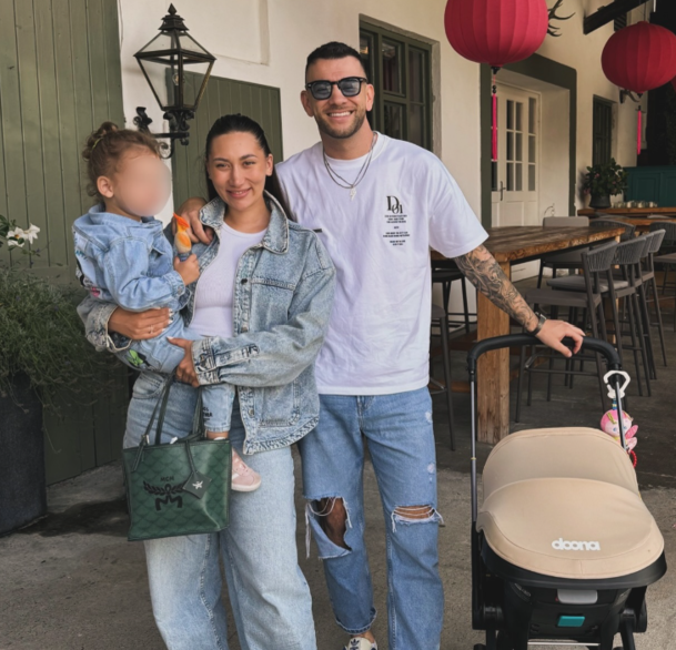 Für ihre beiden Töchter wollen Samira und Serkan Yavuz zusammenhalten. Doch die Liebesbeziehung ist gescheitert. Für ihre beiden Töchter wollen Samira und Serkan Yavuz zusammenhalten. Doch die Liebesbeziehung ist gescheitert.