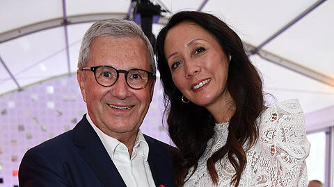 Jan und Phong Lan Hofer sind seit 2018 verheiratet. Jan und Phong Lan Hofer sind seit 2018 verheiratet.