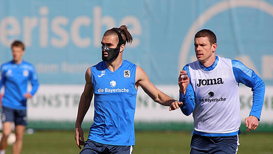 Stand schon beim kommenden Löwen-Gegner, Wehen Wiesbaden, unter Vertrag: Max Reinthaler. Stand schon beim kommenden Löwen-Gegner, Wehen Wiesbaden, unter Vertrag: Max Reinthaler.