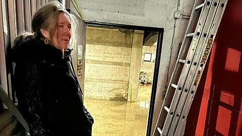 So sah vor Anfang 2024 die Tiefgarage von Franziska von Gagern (im Bild) an der Genter Straße 13 aus. Ein knöchelhoher See, wo keiner sein sollte.