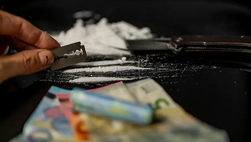 In den Untiefen des Internets verbirgt sich eine Parallelwelt. In der geht es um das gro&szlig;e Geld, Drogen, Waffen und Sex &ndash; die AZ hat undercover exklusive Einblicke erhalten.