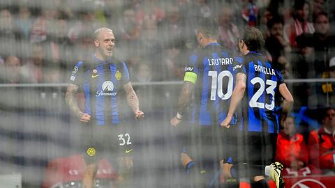 Federico Dimarco (l) erzielte die Führung für Inter Mailand.