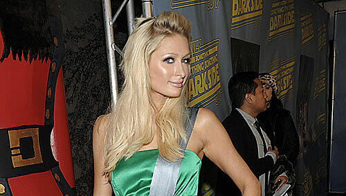 Paris Hilton fliegt an Weihnachten in den Schnee Paris Hilton fliegt an Weihnachten in den Schnee