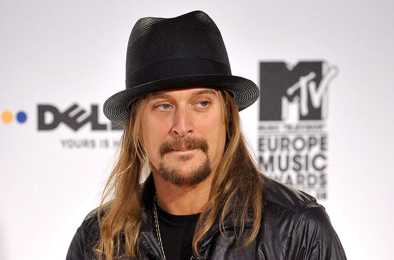 Kid Rock hat seinen Assistenten tot auf seiner Zufahrtsstraße entdeckt.