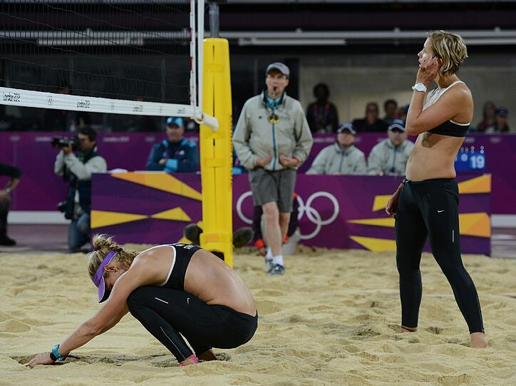 Der Traum von einer Medaille ist für die deutschen Beachvolleyballerinnen leider vorbei. Sara Goller und Laura Ludwig verlieren gegen Brasilien. 

In einem packenden Spiel gegen Brasilien unterlagen sie 0:2 . Hier sind die Fotos zum letzten Auftritt unsere Volleyballerinnen Sara Goller und Laura Ludwig