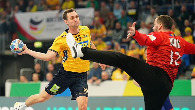 Mit neun Toren der beste Werfer der Schweden beim Sieg gegen Bosnien-Herzegowina: Hampus Wanne (l).