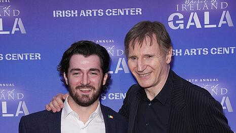 Daniel Neeson und sein Vater Liam Neeson Ende 2024 in New York City.