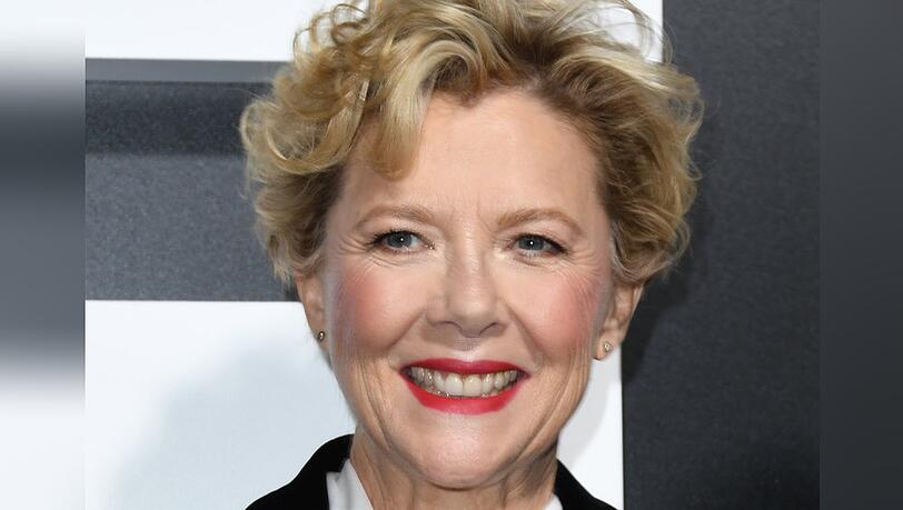 Auch Annette Bening geht unter die Western-Rancher.