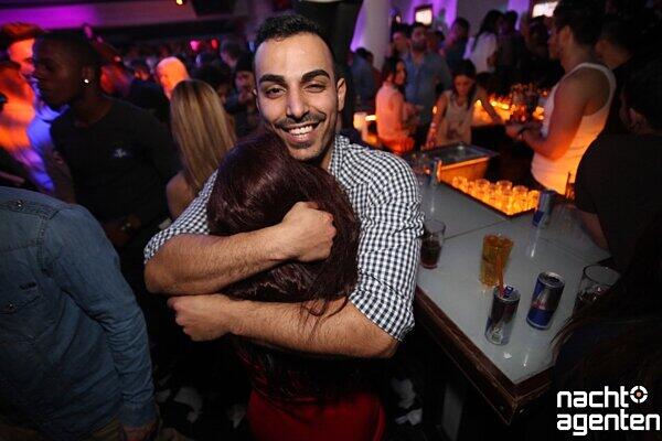"Garden & Restaurant" am Samstag im Crown's Club. Mehr Bilder: www.nachtagenten.de