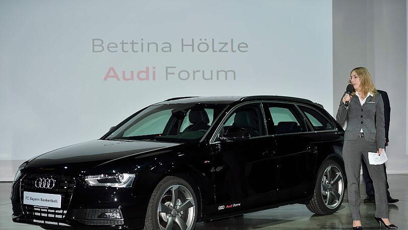 Team-Präsentation und Auto-Übergabe im Audi-Forum in Ingolstadt. Die Bilder.