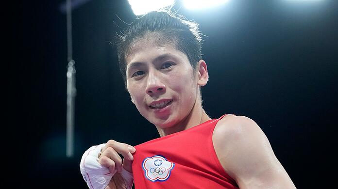 Lin Yu-Ting freut sich über eine Olympia-Medaille.